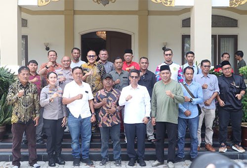 Bupati dan Kapolres Karimun Fasilitasi Mediasi IKABSU dan Warga Teluk Air
