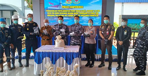 Gagalkan Aksi Penyelundupan Pasir Timah Ilegal di Perairan Karimun