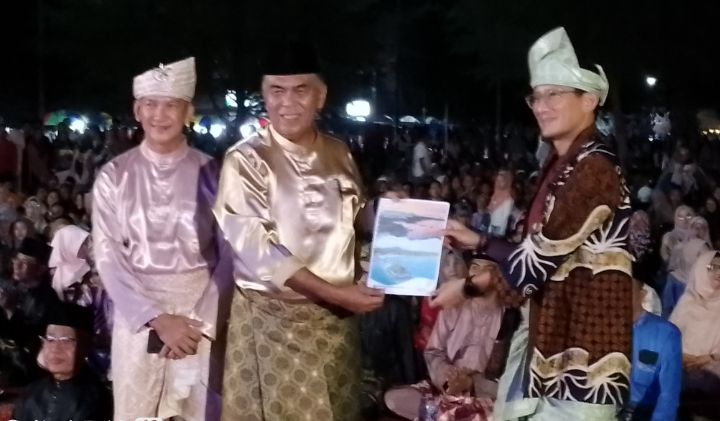Gelar Budaya Dendang Piwang Bersama Sandiaga Uno