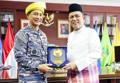 Gubenur Kepri Terima Kunjungan Silaturahmi Pangkoarmada I Laksamana Muda TNI Erwin S. Aldedharma