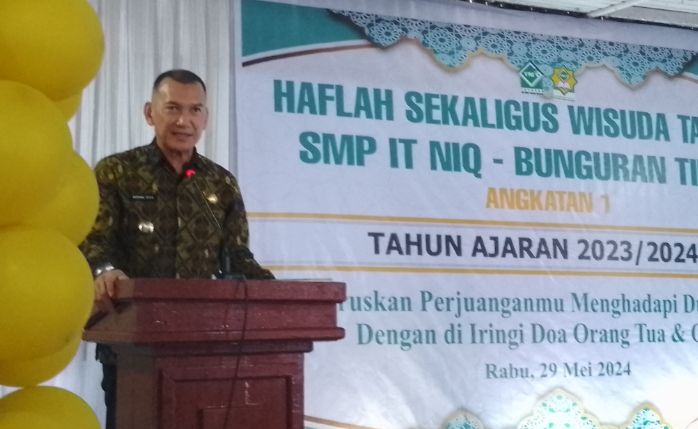 Haflah Sekaligus Wisuda Tahfidz SMP IT NIQ, Rodhial Huda : Masa Depan Orang Islam Adalah Akhirat