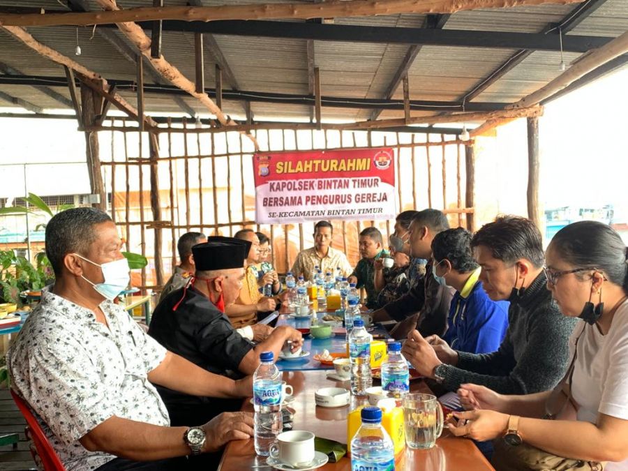 Jelang Nataru, Kapolsek Bintim Gelar Pertemuan Kepada Pengurus Gereja