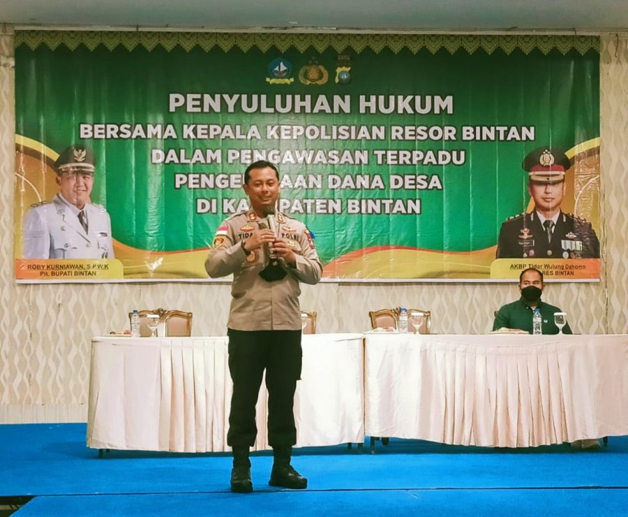 Kapolres Berikan Penyuluhan Tentang Hukum Kepada Para Kades se-Kabupaten Bintan