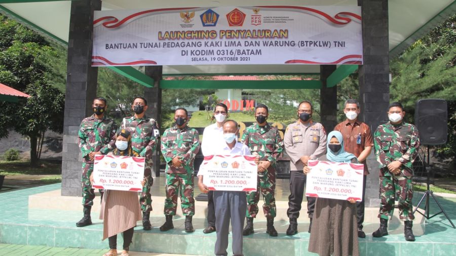 Korem 033 Salurkan BTPKLW Untuk 5.500 Warga di Tanjungpinang dan Batam