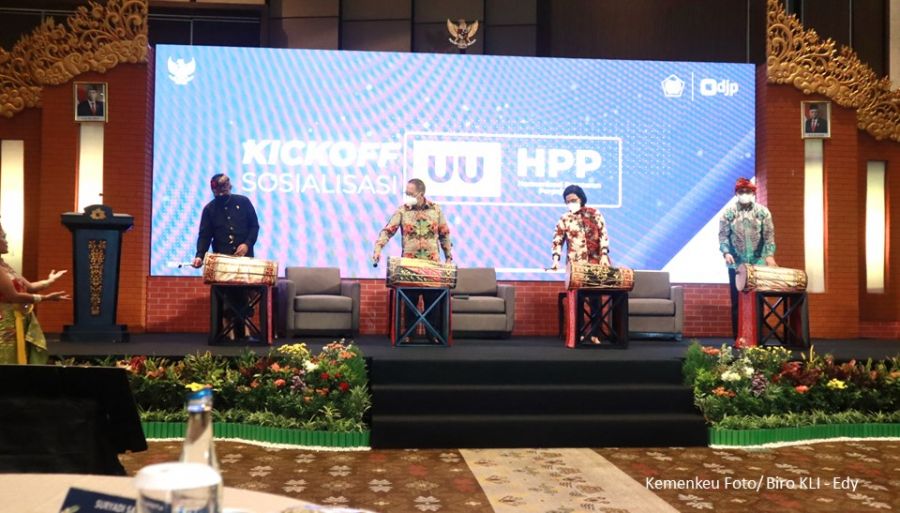 Laptop dan Ponsel Fasilitas Kantor Tidak Dikenakan Pajak Natura
