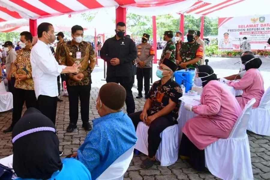 Pelaksanaan Vaksinasi Booster Bersama Jokowi di Bintan