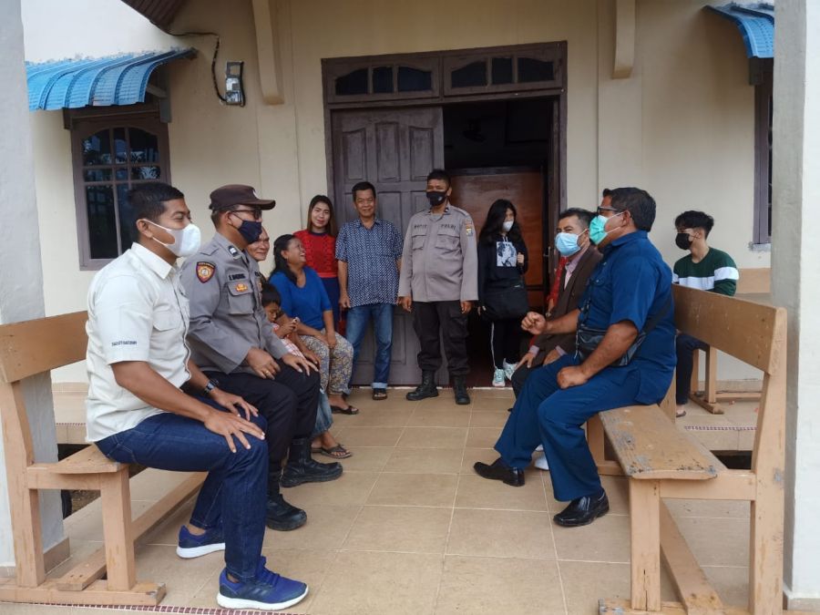 Polres Karimun Laksanakan Patroli dengan Sambang dan Himbauan Prokes