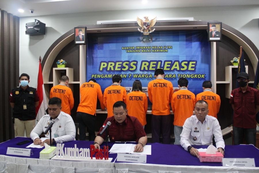 Press Release Pengamanan 7 (Tujuh) Warga Negara  Republik Rakyat Tiongkok di Karimun